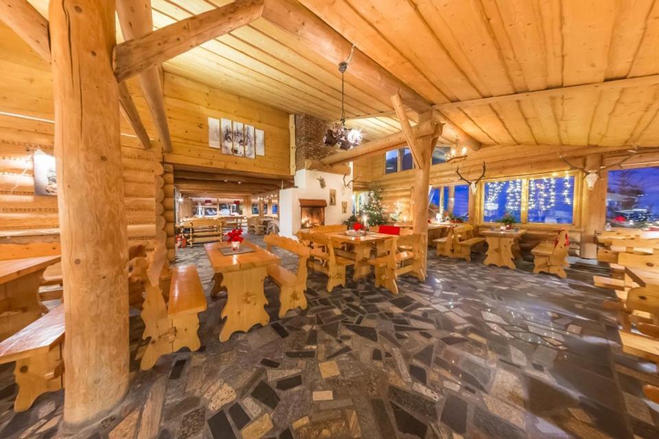 Pensjonat Laworta Ski Ustrzyki Dolne Bagian luar foto